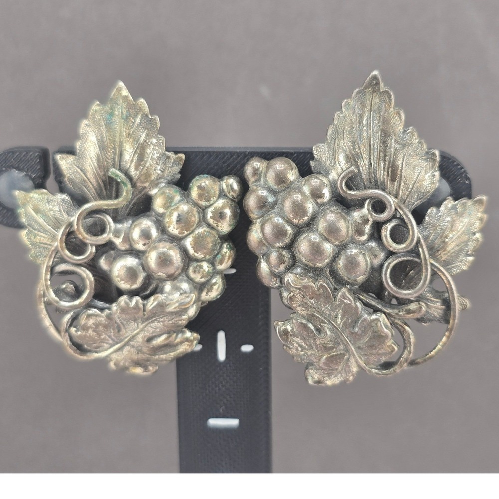 Vintage Napier Clip On Earrings Silver Tone Danish Leaf Grape Cluster